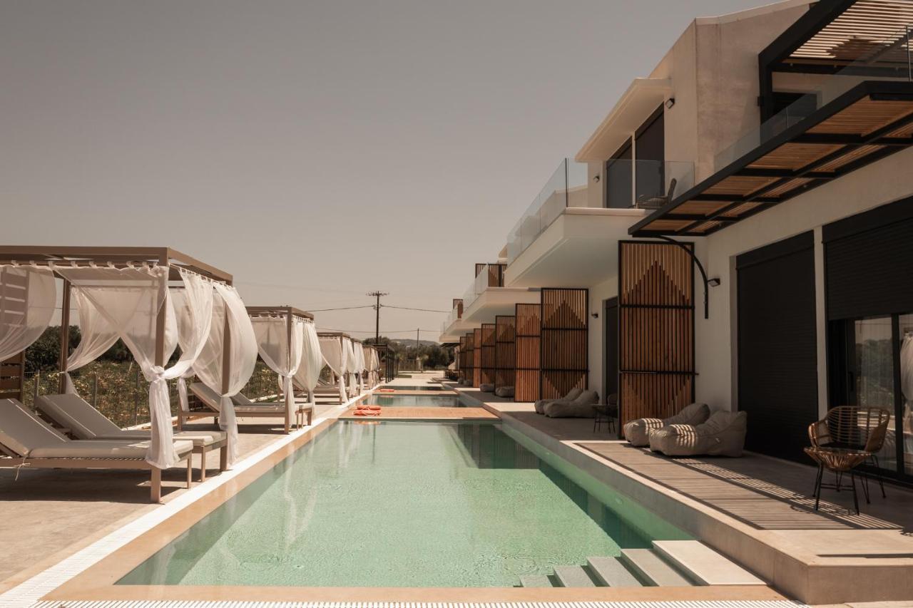 Salt Boutique Hotel Palouki Екстер'єр фото