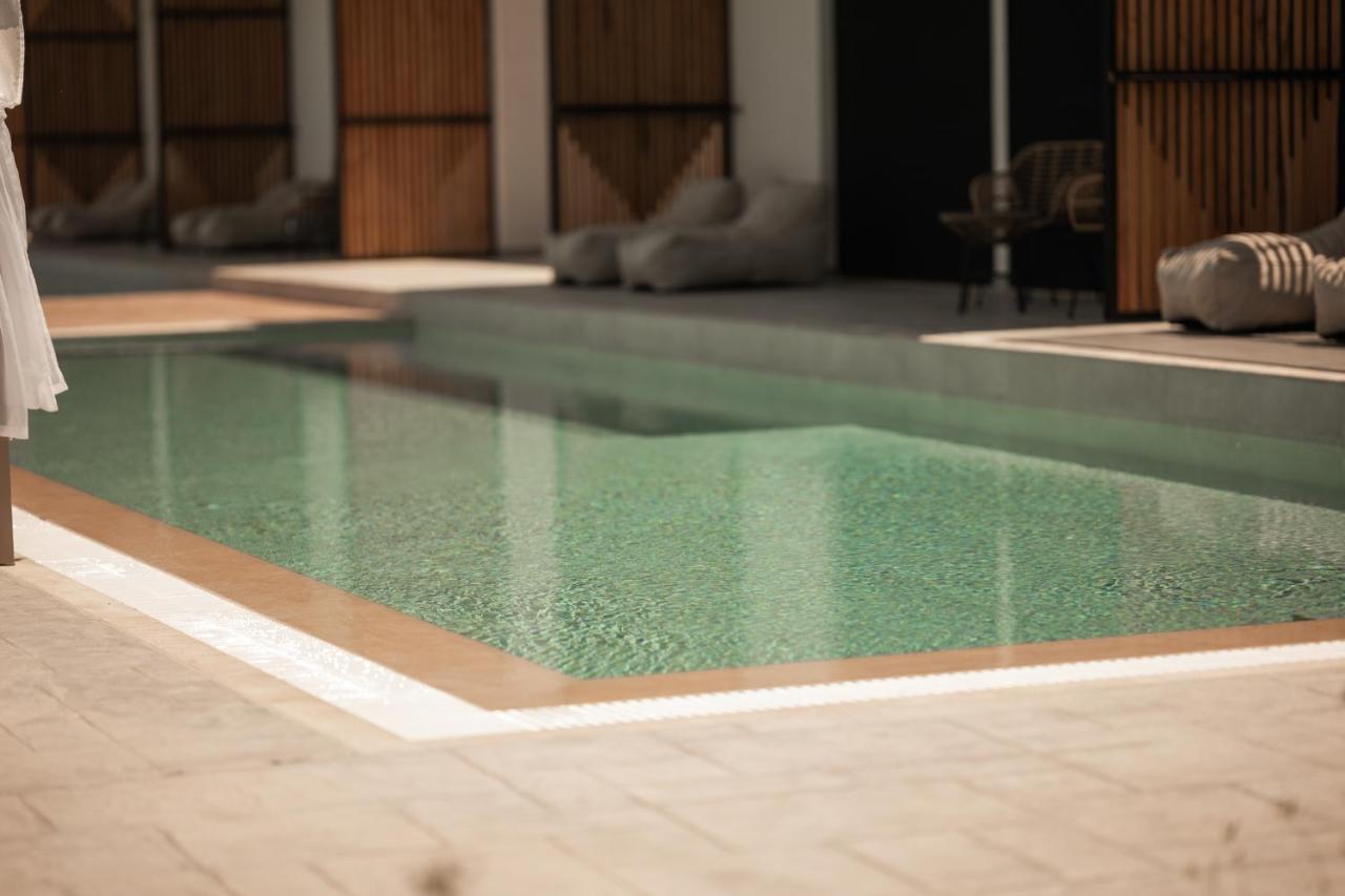 Salt Boutique Hotel Palouki Екстер'єр фото