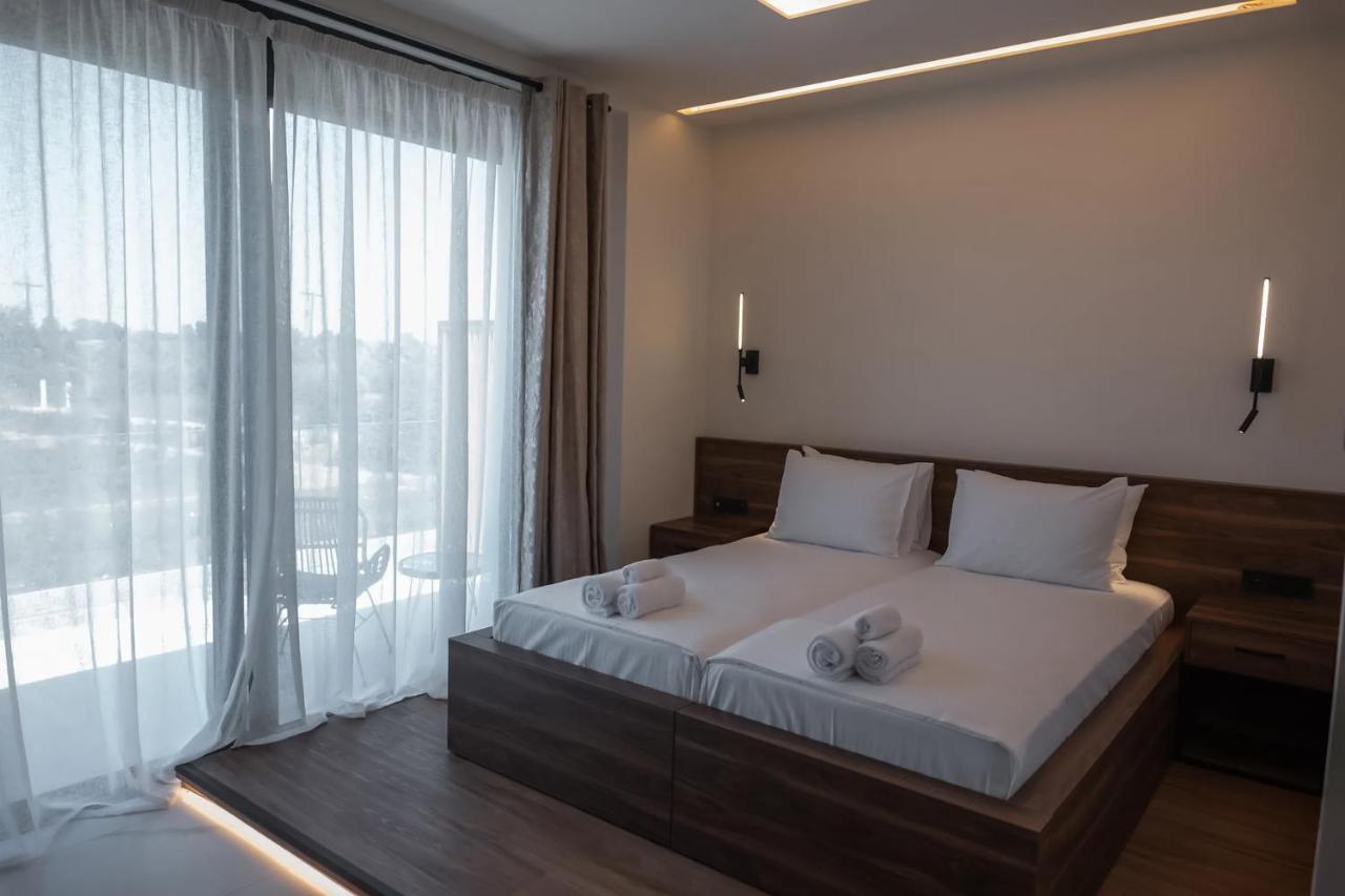 Salt Boutique Hotel Palouki Екстер'єр фото